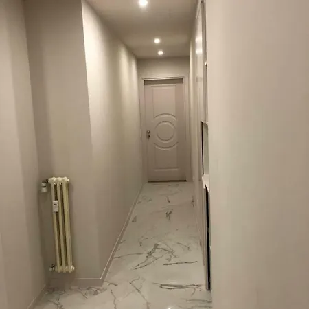 Living 2 * Bologne