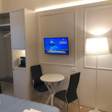 Living 2 * Bologne